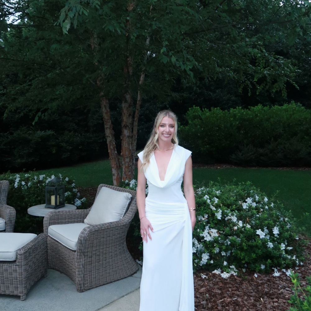 Meshki Cream Wedding Gown